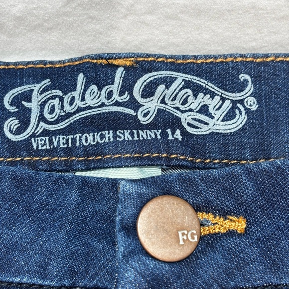 NWT Faded Glory Velvet Touch Skinny Jeans Women’s 14A Dark Wash Stretch - Picture 4 of 12